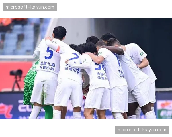 大连英博清洗十人引进十人 后防线补强不足埋下隐患